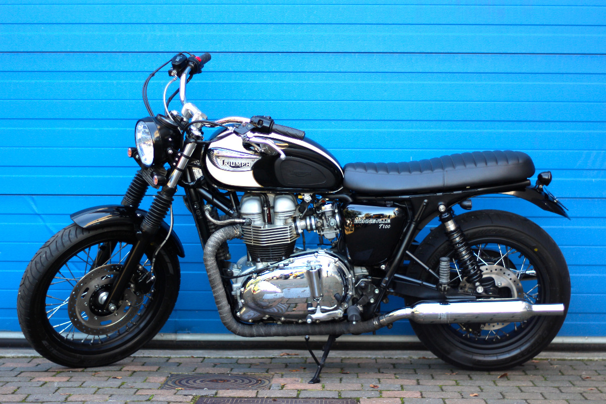 Bonneville T100 "Blake"