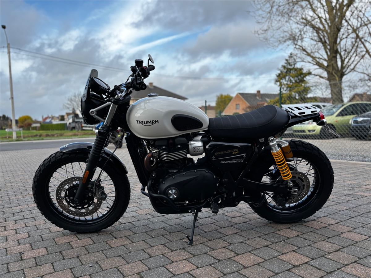 Street Scrambler Fusion White 2019