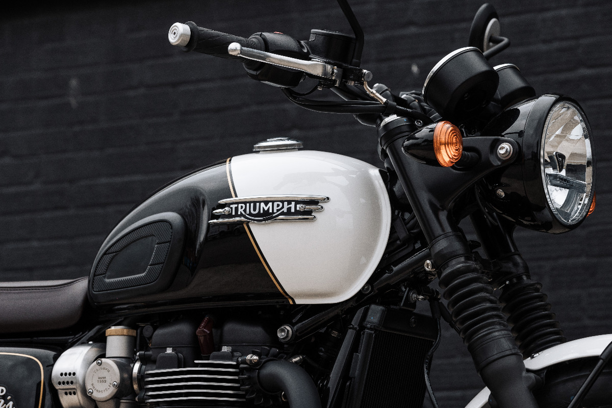 Bonneville T120 Black DGR Limited Edition