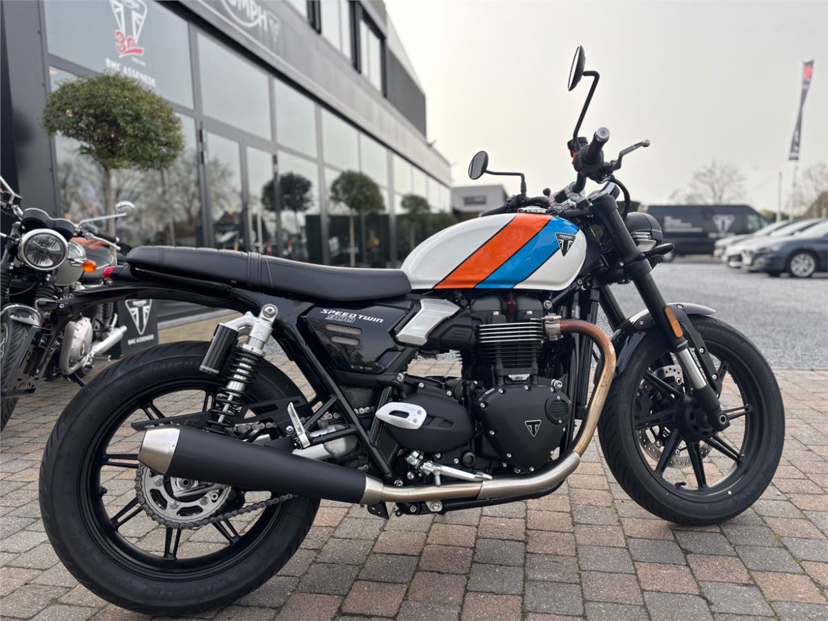 Speed Twin 900 Pure White