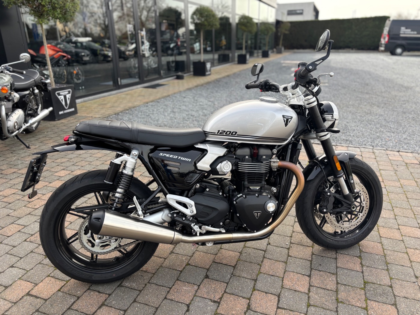 Speed Twin 1200 Aluminium Silver